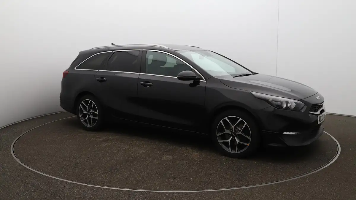 2022-kia-ceed-15-t-gdi-3-sportswagon-big-44