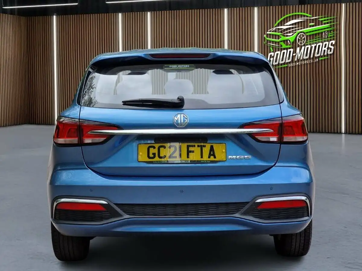 2021-mg-mg5-e-excite-ev-big-10