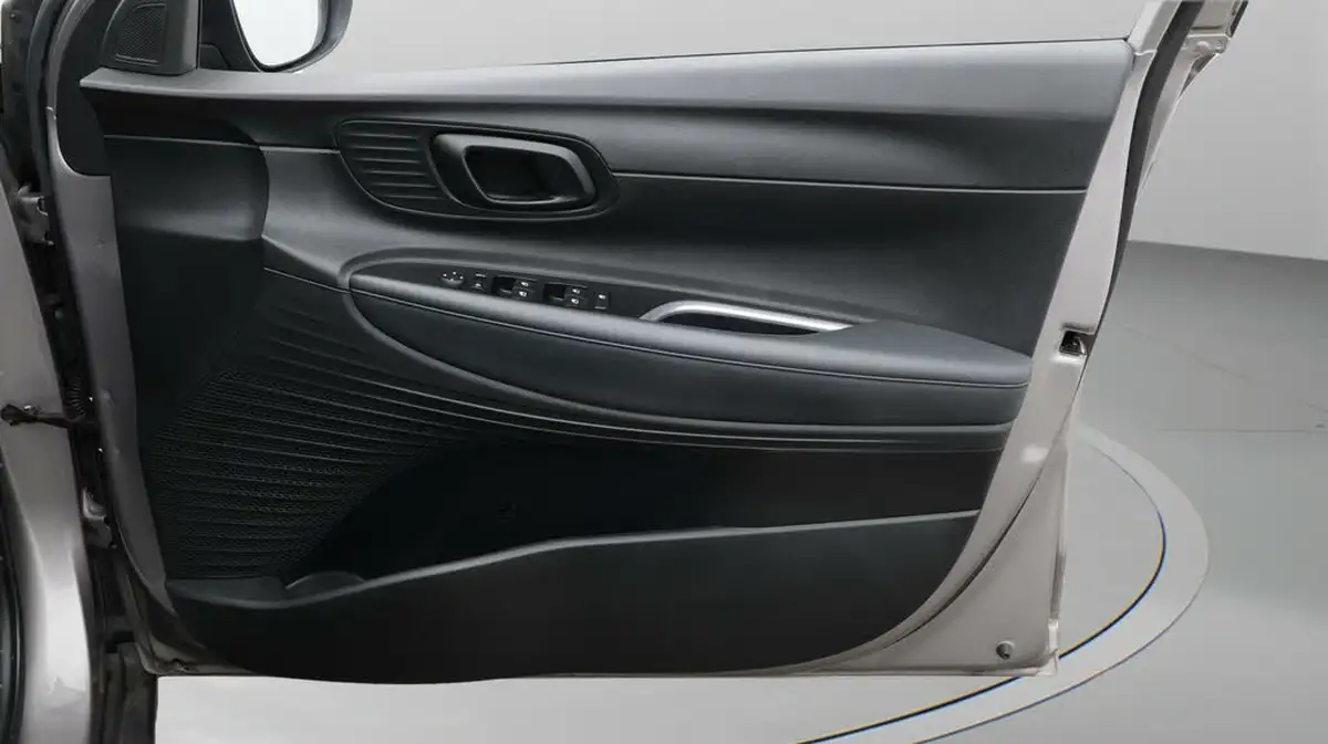 2022-hyundai-bayon-10-t-gdi-se-connect-dct-big-15