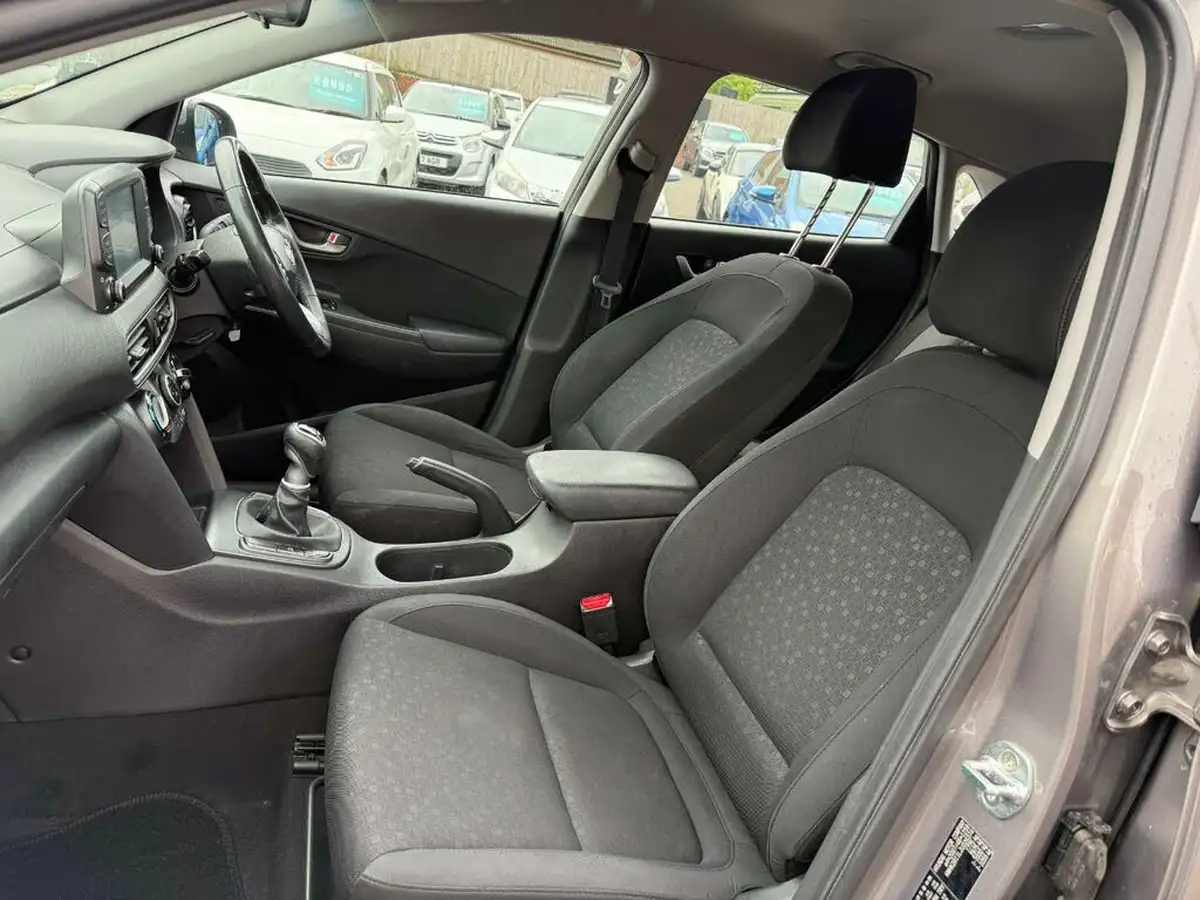 2018-hyundai-kona-10-t-gdi-se-big-15