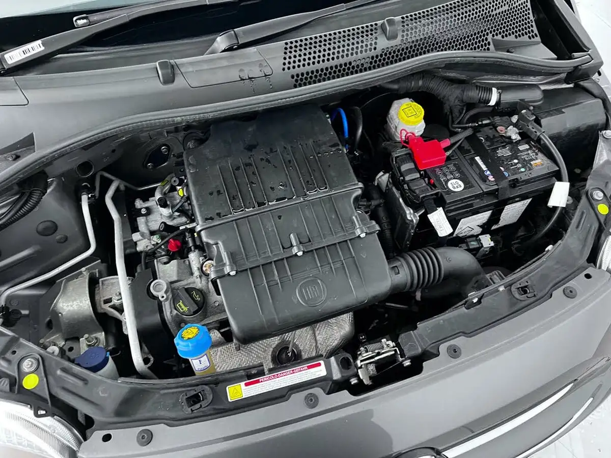 2016-fiat-500-12-lounge-dualogic-big-7