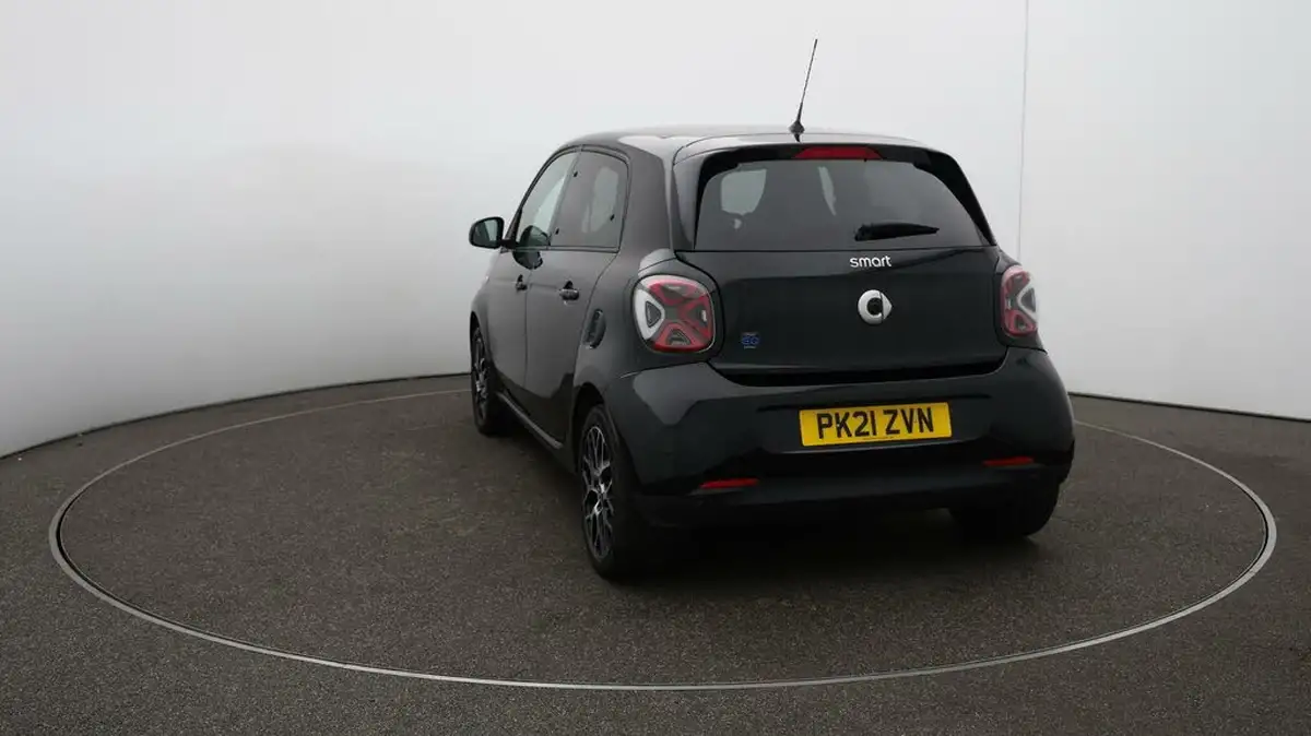 2021-smart-forfour-eq-exclusive-big-58