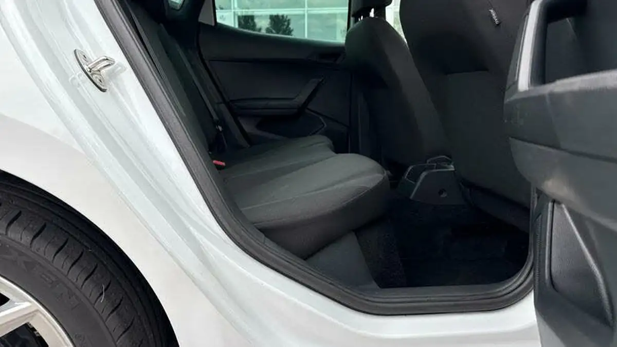 2021-seat-ibiza-10-tsi-fr-95ps-big-32