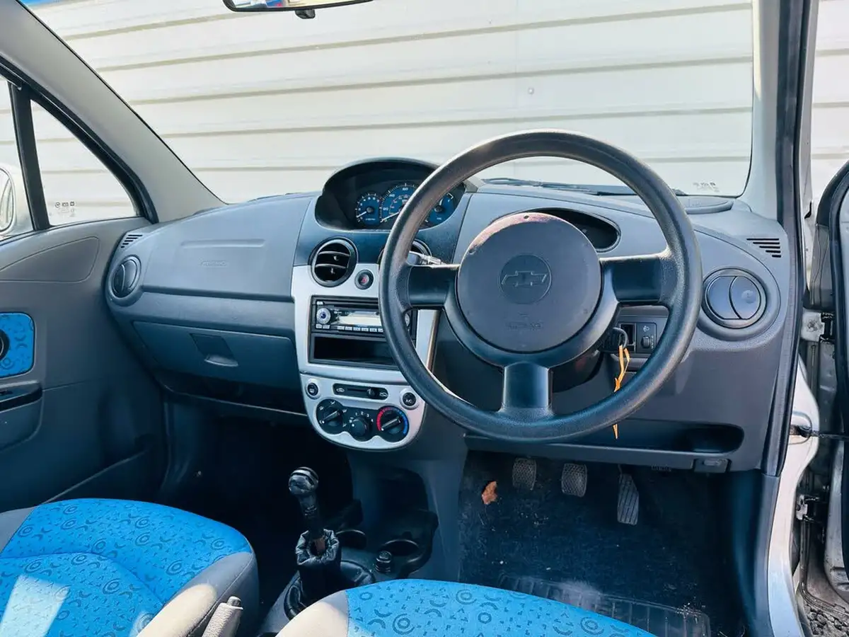 2009-chevrolet-matiz-10-se-big-23