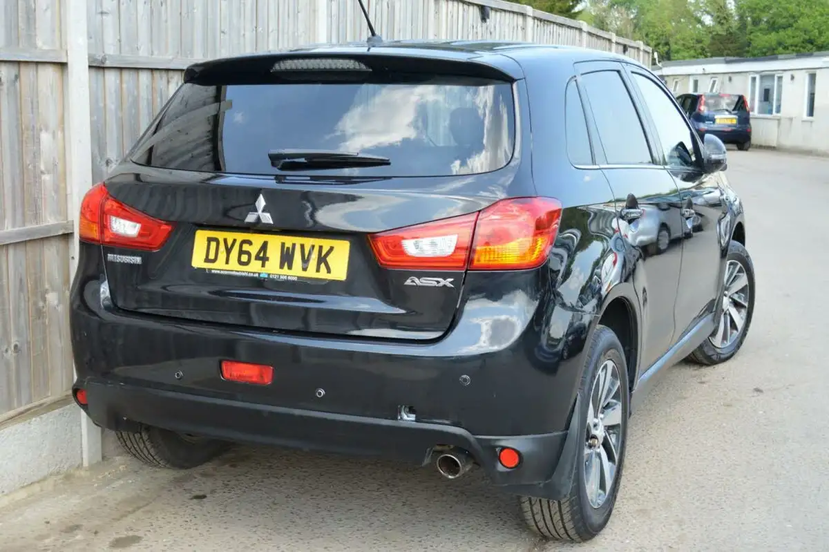 2014-mitsubishi-asx-16-3-big-7