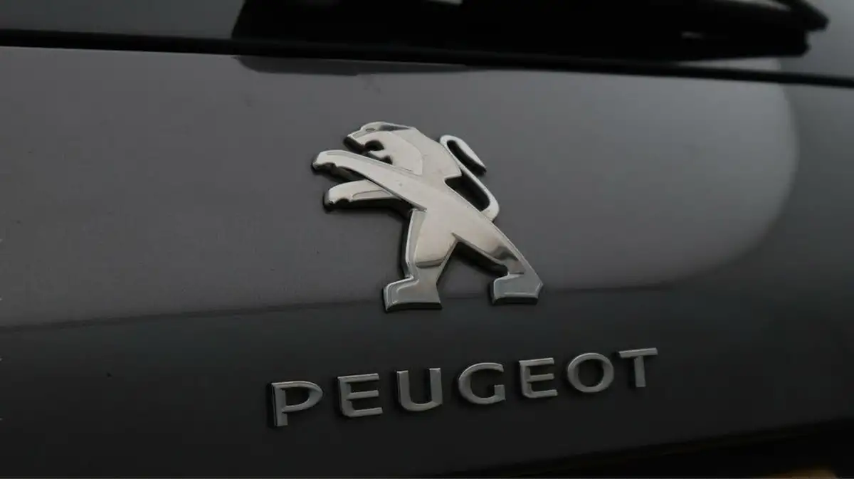 2020-peugeot-308-15-bluehdi-allure-big-22