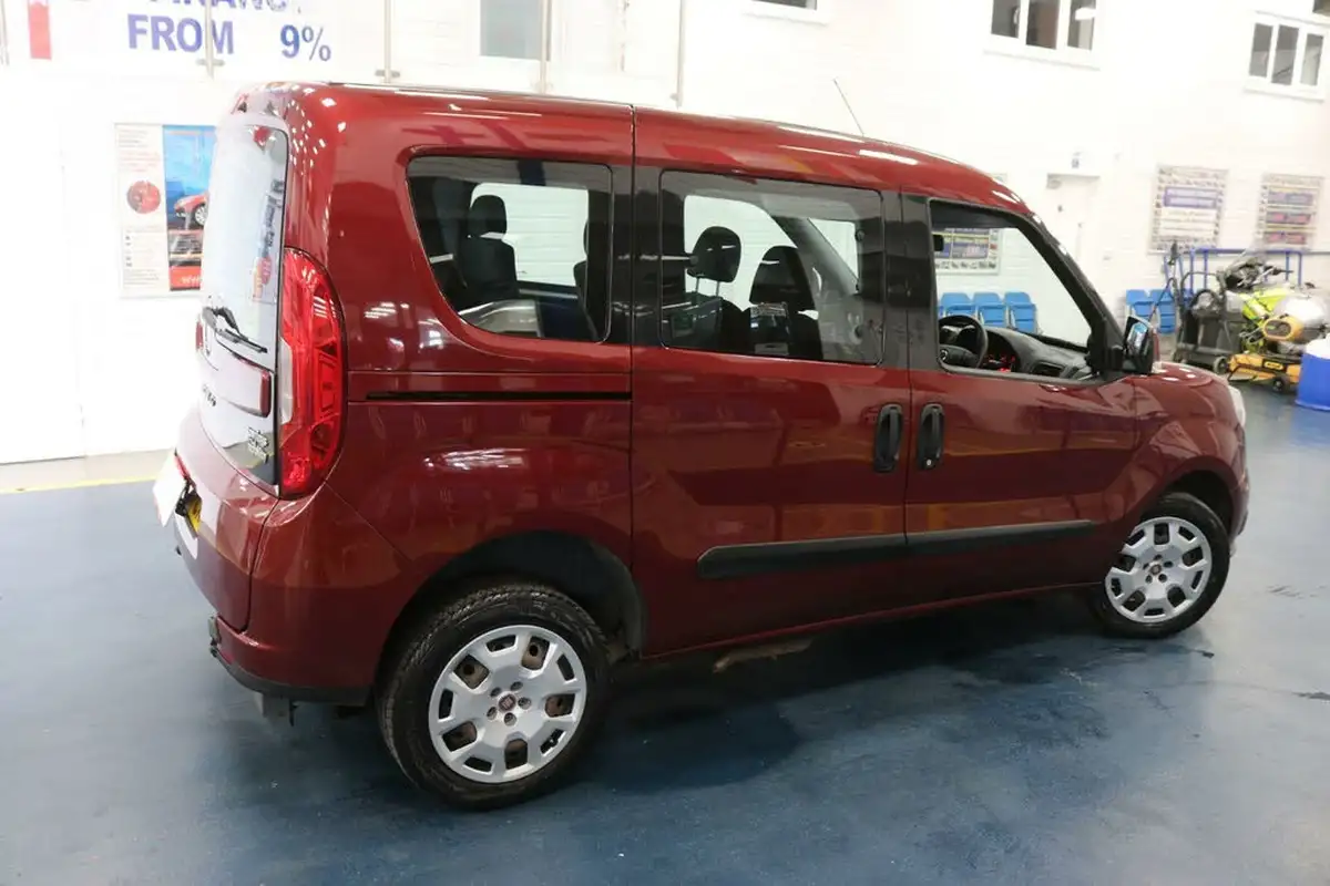 2017-fiat-doblo-14-easy-big-4