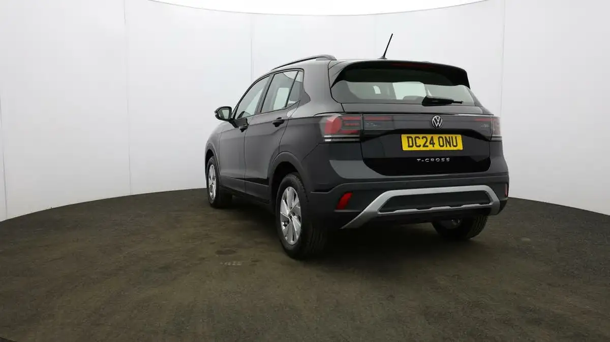 2024-volkswagen-t-cross-10-tsi-life-115ps-dsg-big-32