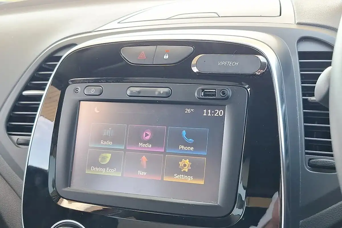 2018-renault-captur-15dci-iconic-big-39