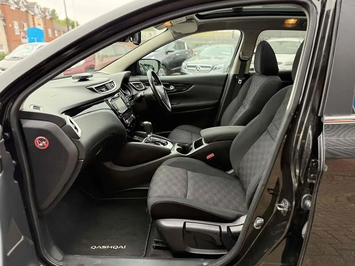 2015-nissan-qashqai-12-n-tec-xtronic-cvt-big-13