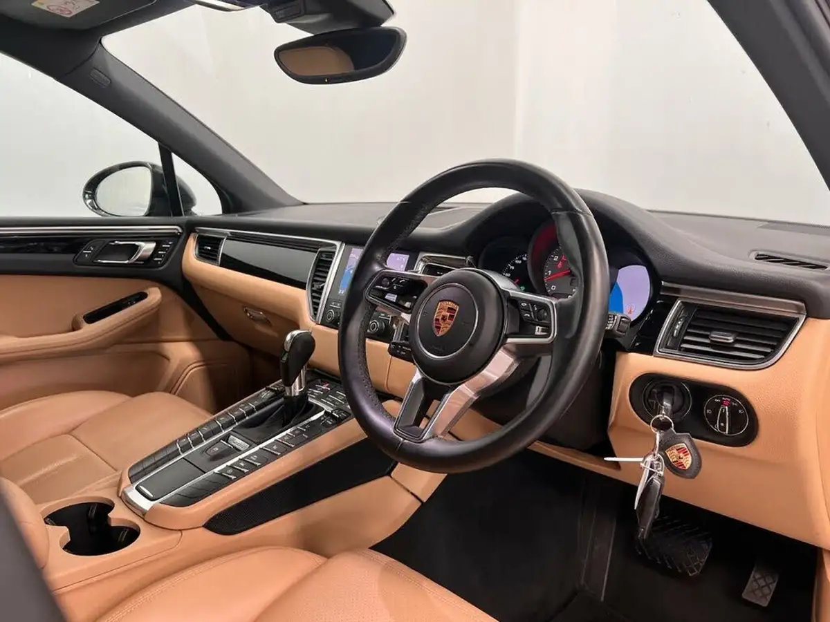 2018-porsche-macan-30-s-big-16