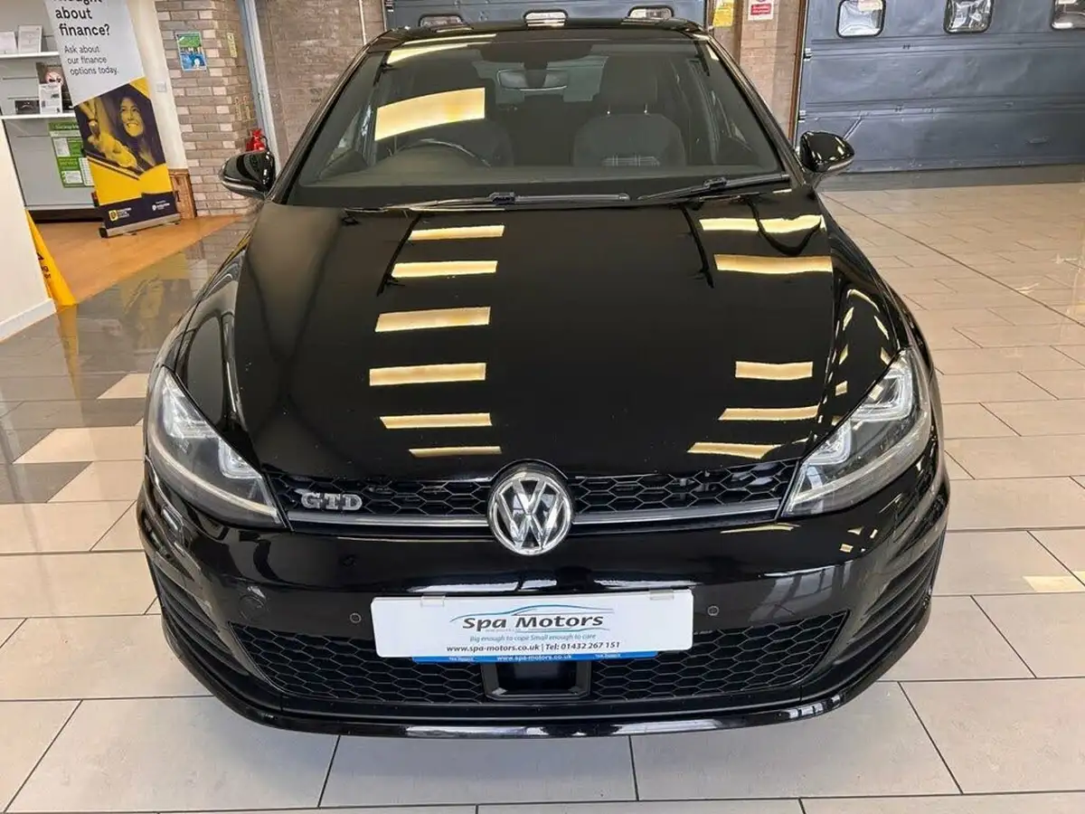 2016-volkswagen-golf-20tdi-gtd-bmt-hatchback-5d-big-1