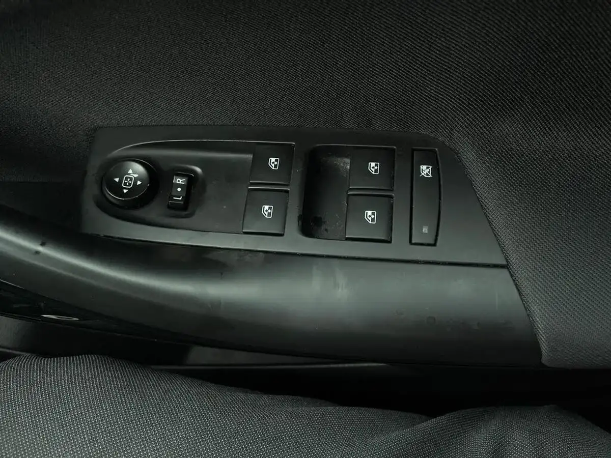 2019-vauxhall-astra-14i-16v-turbo-sri-vx-line-nav-ss-big-19
