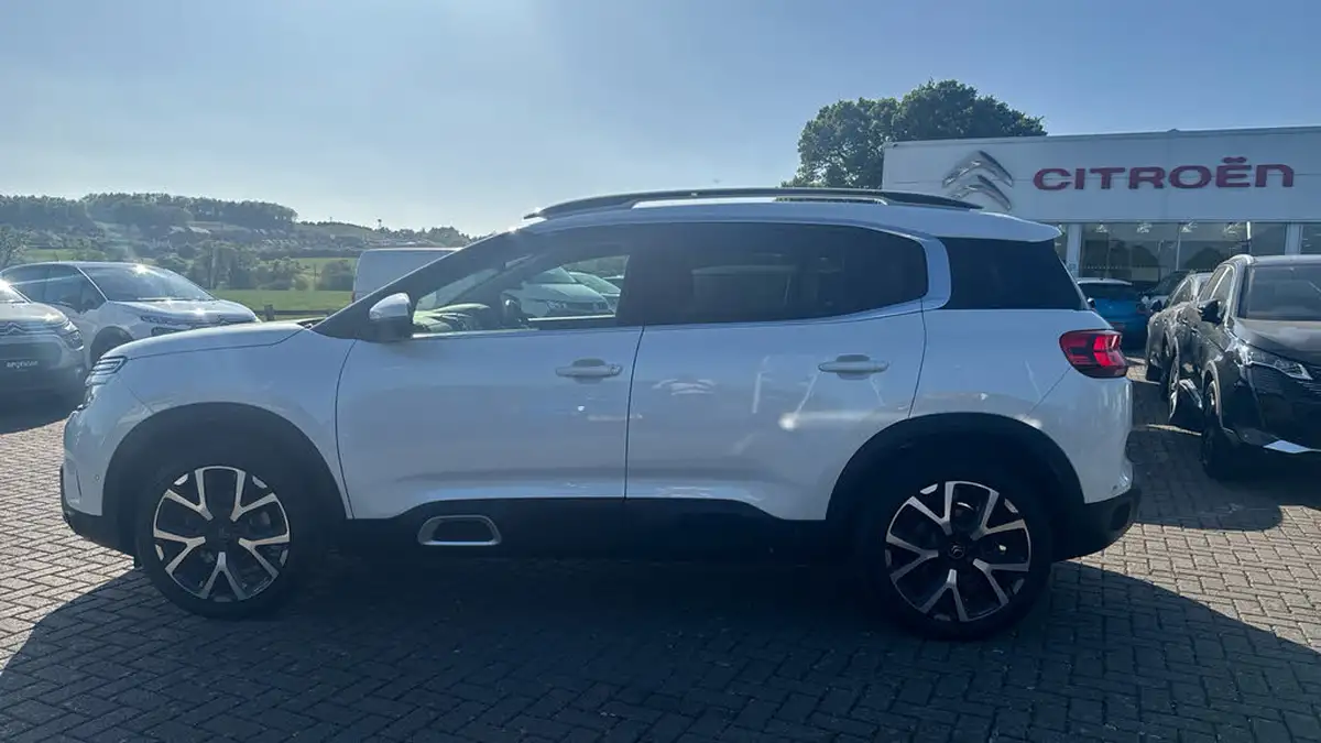 2021-citroen-c5-aircross-12-puretech-flair-plus-eat8-big-5