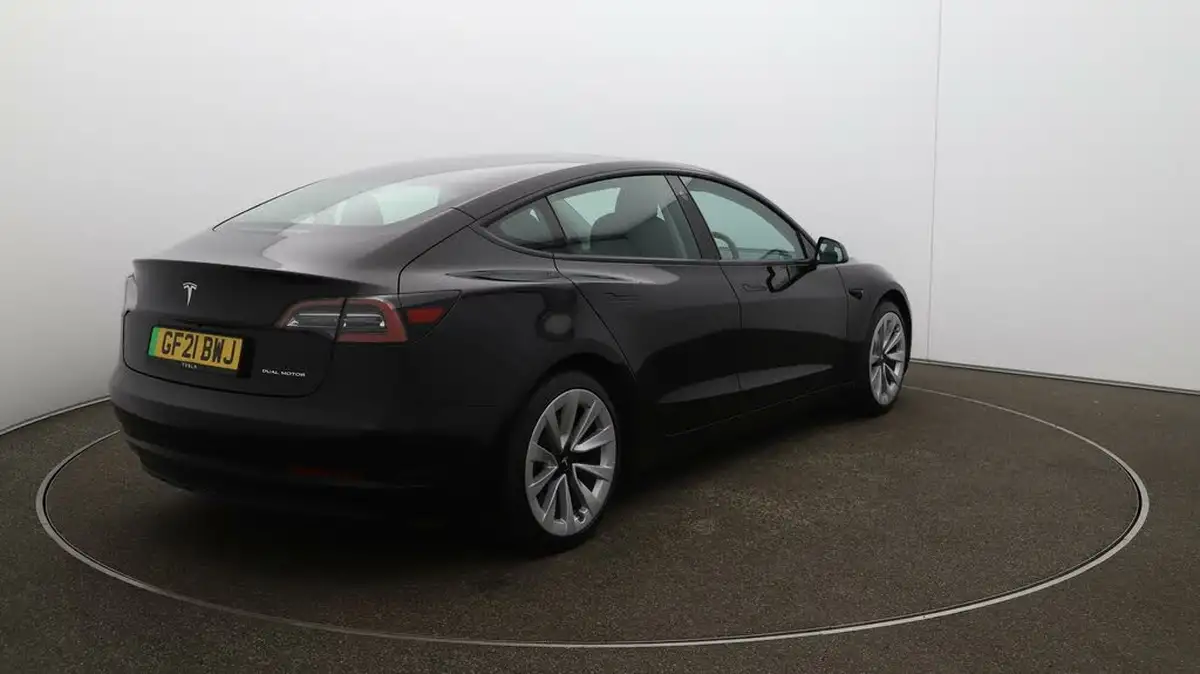 2021-tesla-model-3-e-long-range-4x4-big-52
