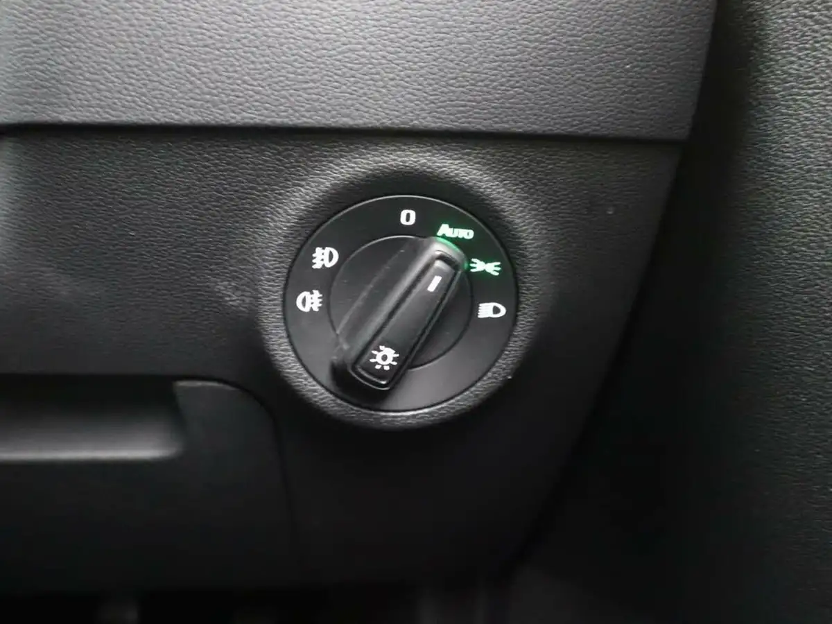2022-skoda-karoq-10-tsi-se-big-33