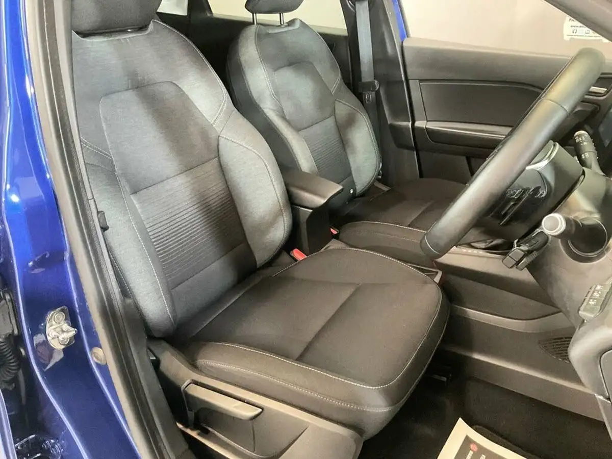 2021-renault-captur-13-tce-iconic-edition-edc-auto-big-2