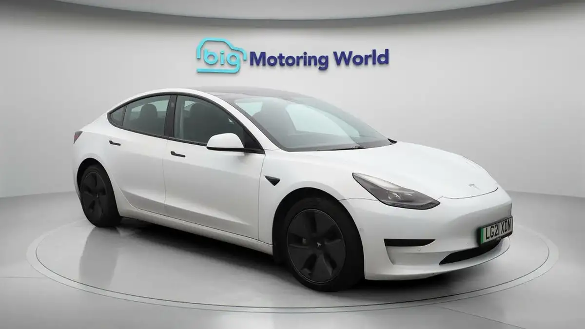 2021-tesla-model-3-e-long-range-4x4-big-1