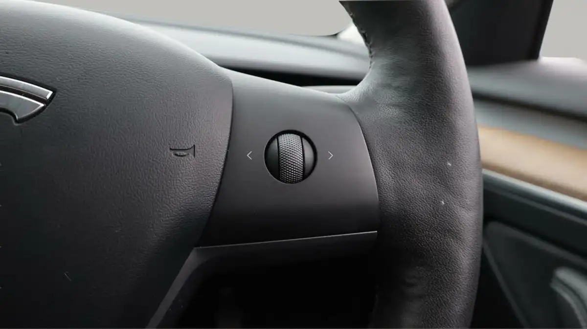 2021-tesla-model-3-e-long-range-4x4-big-25