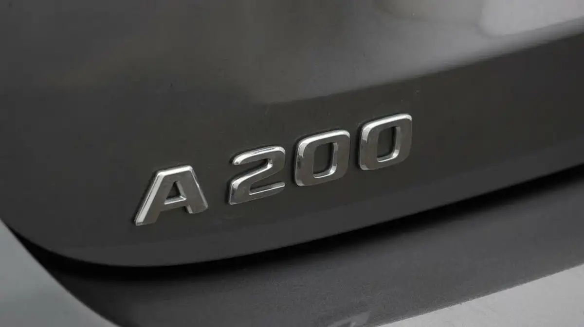 2022-mercedes-benz-a-class-13-a200-amg-line-executive-edition-hatchback-5d-7g-dct-big-21