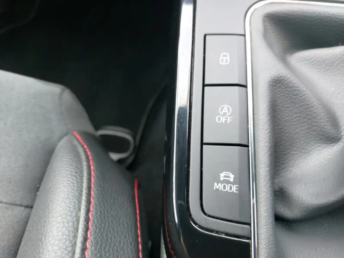 2018-seat-arona-10-tsi-fr-sport-big-14