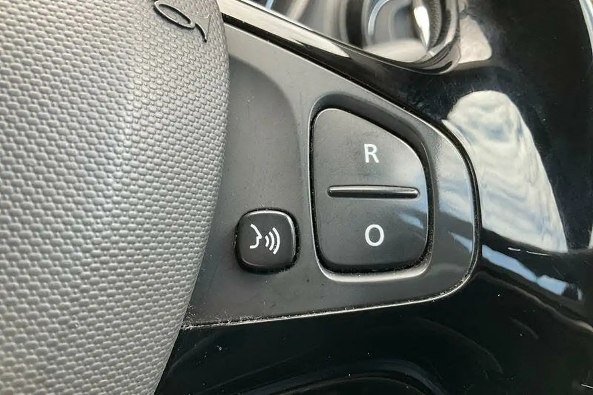 2016-renault-captur-15dci-dynamique-s-nav-90bhp-edc-auto-big-31