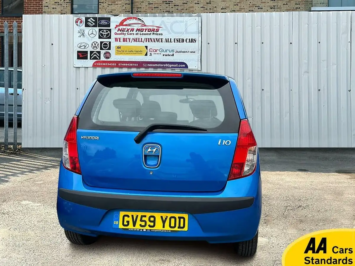 2010-hyundai-i10-12-style-big-12