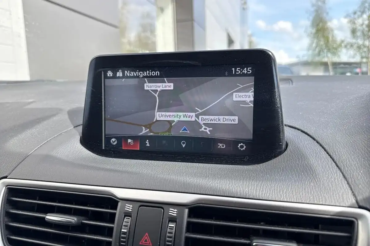 2017-mazda-mazda3-20-se-l-nav-hatchback-5d-big-15