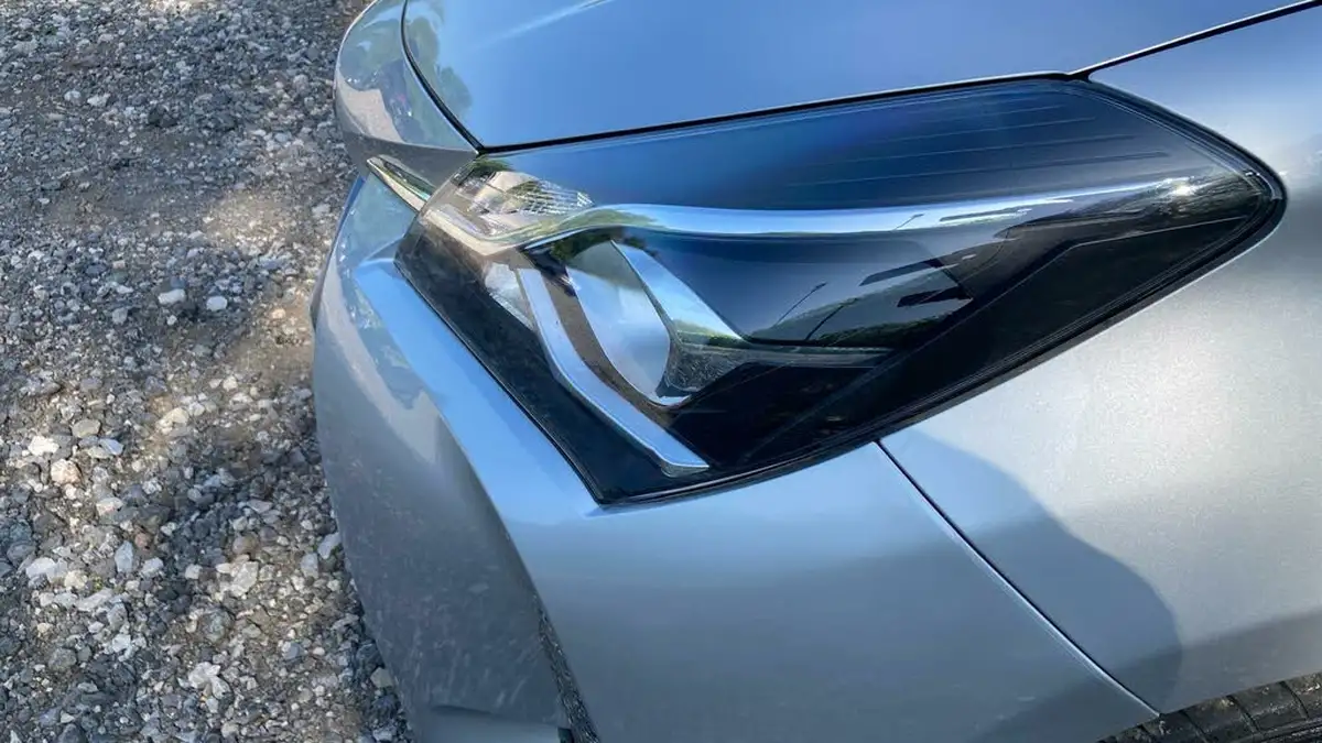 2020-toyota-yaris-15-vvt-i-icon-98bhp-hybrid-1497cc-e-cvt-big-34
