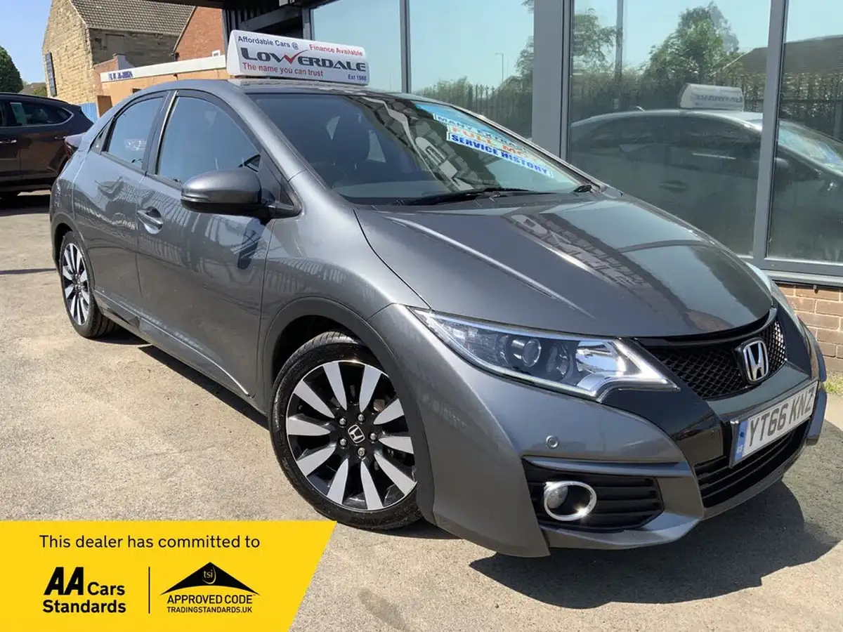 2016-honda-civic-14-i-vtec-se-plus-navi-big-0