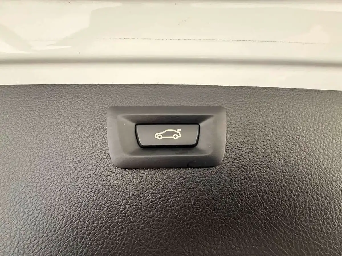 2015-bmw-3-series-20-328i-luxury-touring-5d-auto-big-47