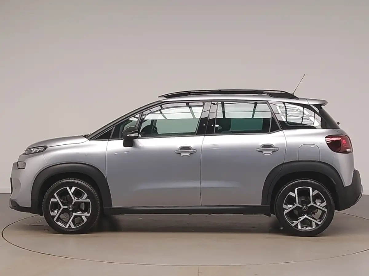 2022-ds-ds-7-crossback-16-puretech-performance-line-180ps-big-3