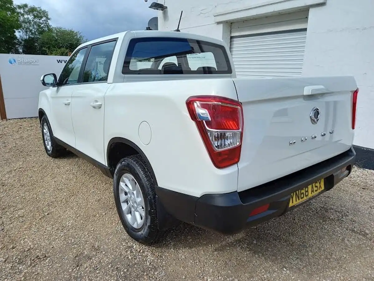 2018-kgm-ssangyong-musso-22td-ex-181ps-eu6-big-16