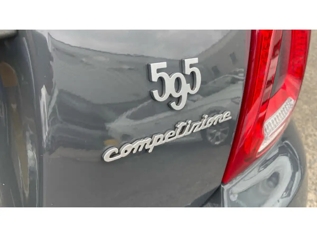 2021-abarth-595-14-tjet-competizione-big-24