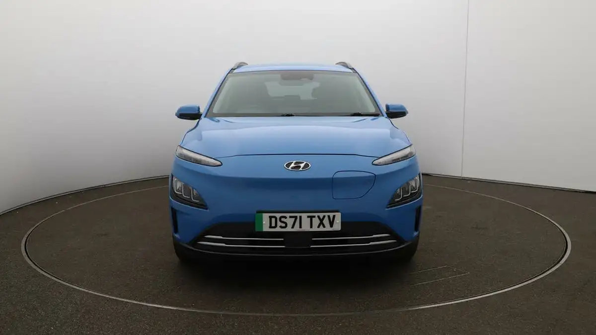 2022-hyundai-kona-e-premium-204ps-64kwh-7kw-obc-big-2