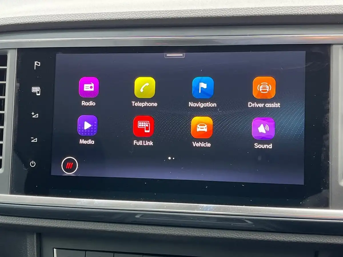 2025-seat-ateca-15-ecotsi-se-technology-dsg-big-23