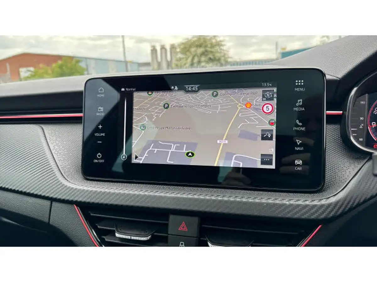 2024-skoda-kamiq-15-tsi-monte-carlo-dsg-big-22