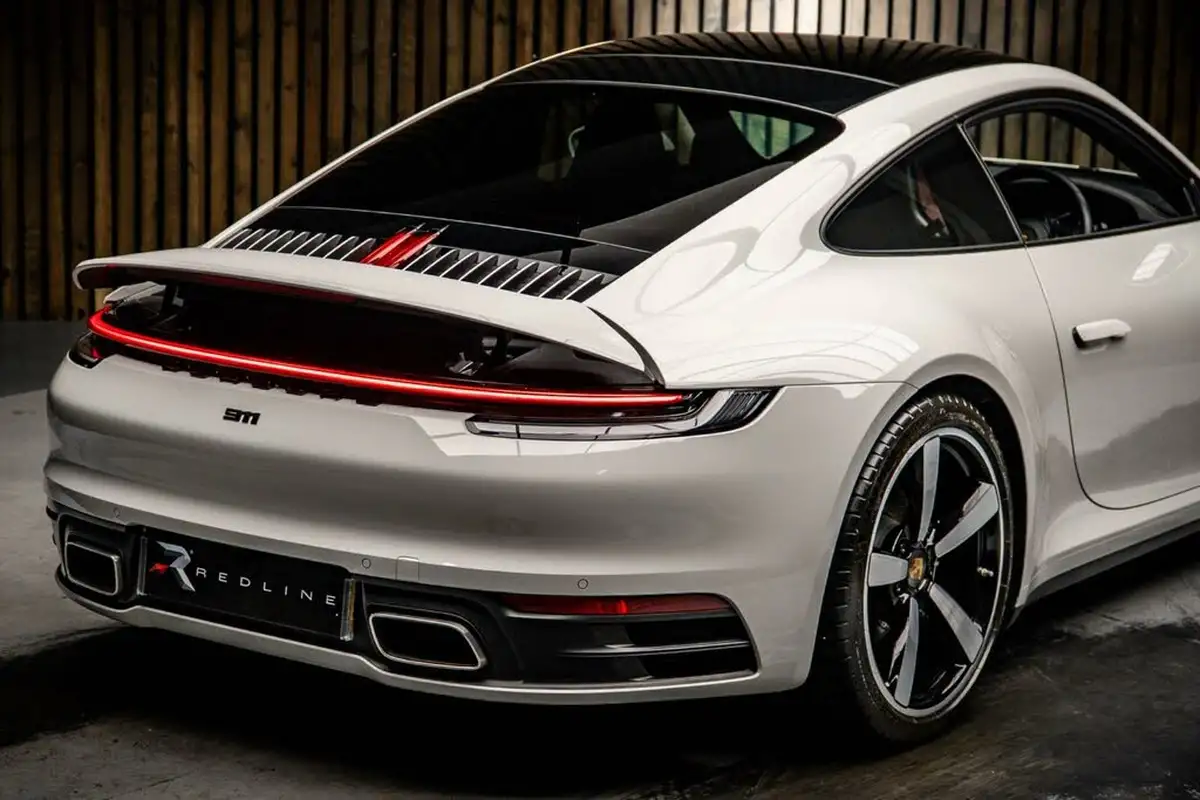 2021-porsche-911-30-carrera-4-coupe-big-21