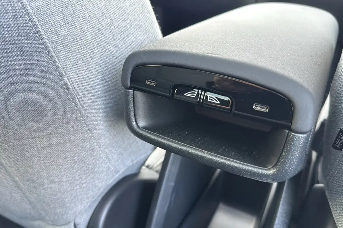 2024-volvo-ex30-e-twin-ultra-big-29