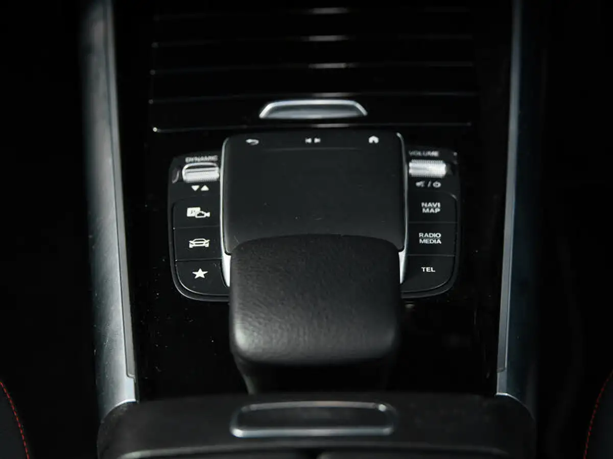 2021-mercedes-benz-eqa-e-eqa-250-amg-line-premium-big-14