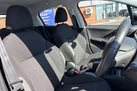2016-peugeot-208-12-puretech-active-design-menthol-5d-small-23