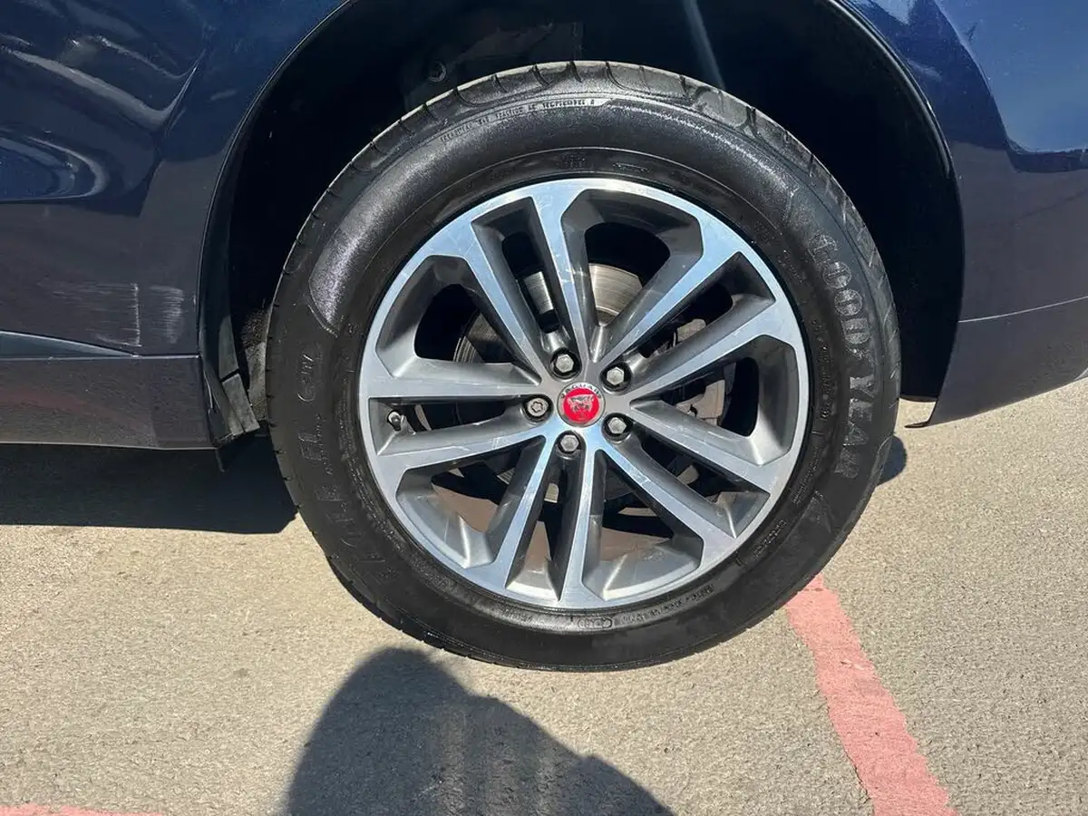 2018-jaguar-f-pace-20-i4d-r-sport-180ps-awd-auto-big-6