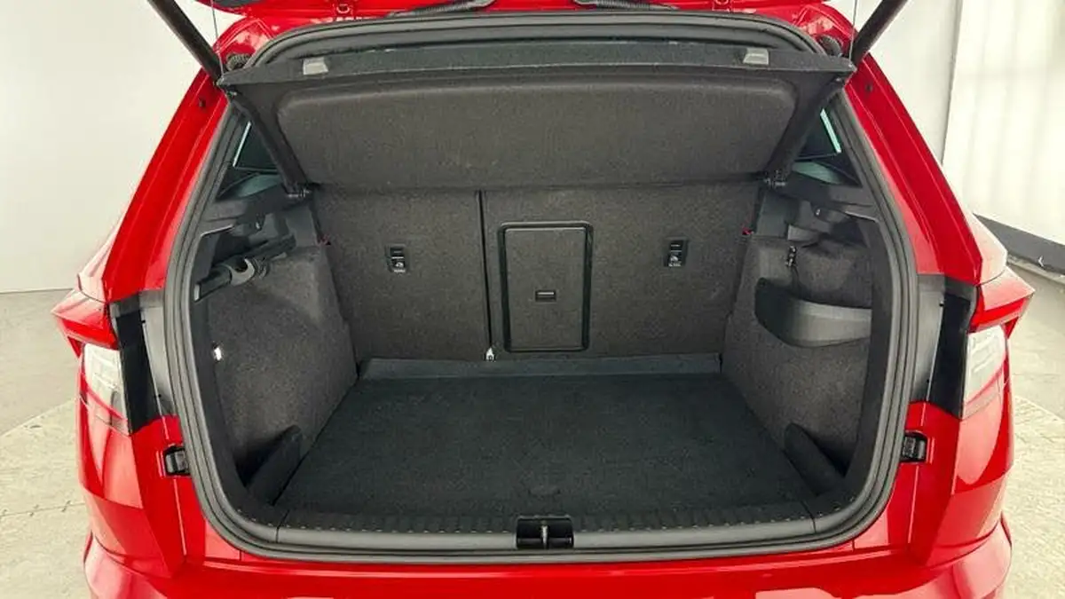 2018-skoda-karoq-20tdi-sportline-150ps-big-30