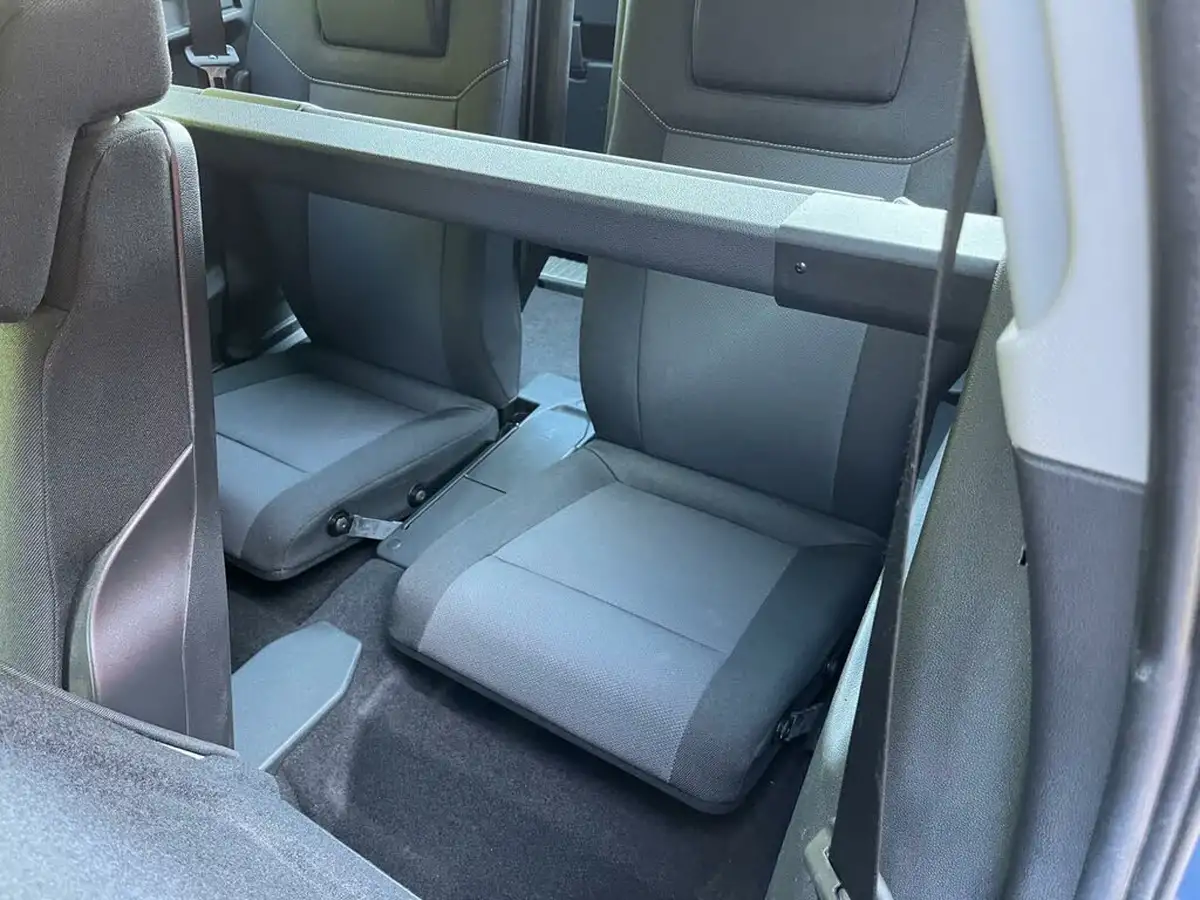 2008-vauxhall-zafira-22-exclusiv-direct-auto-big-18