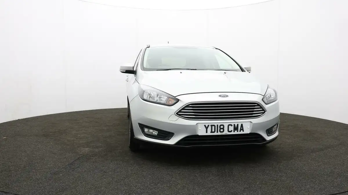 2018-ford-focus-10t-zetec-edition-125ps-hatchback-auto-big-43