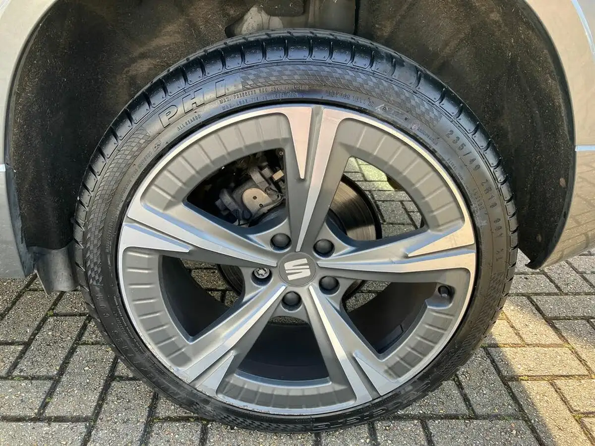 2022-seat-ateca-big-6