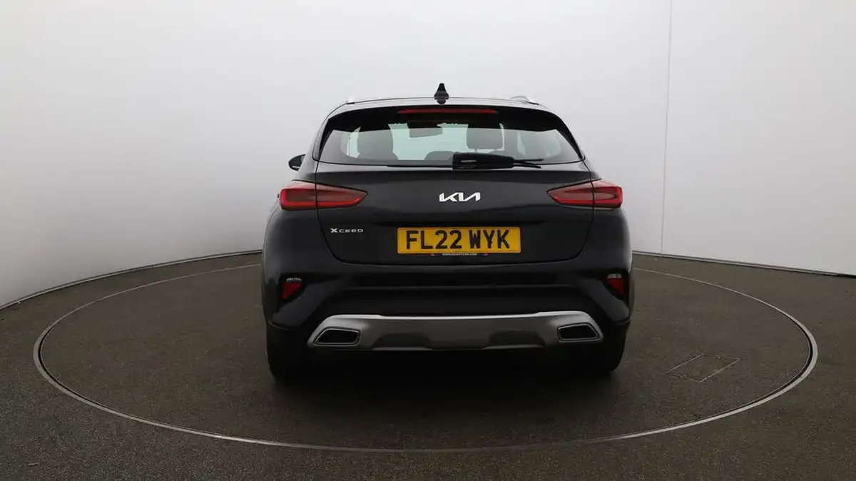 2022-kia-xceed-10-t-gdi-2-big-50