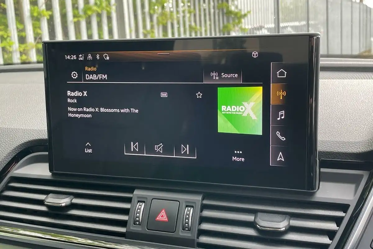 2021-audi-q5-20-50-tfsi-e-s-line-station-wagon-big-34