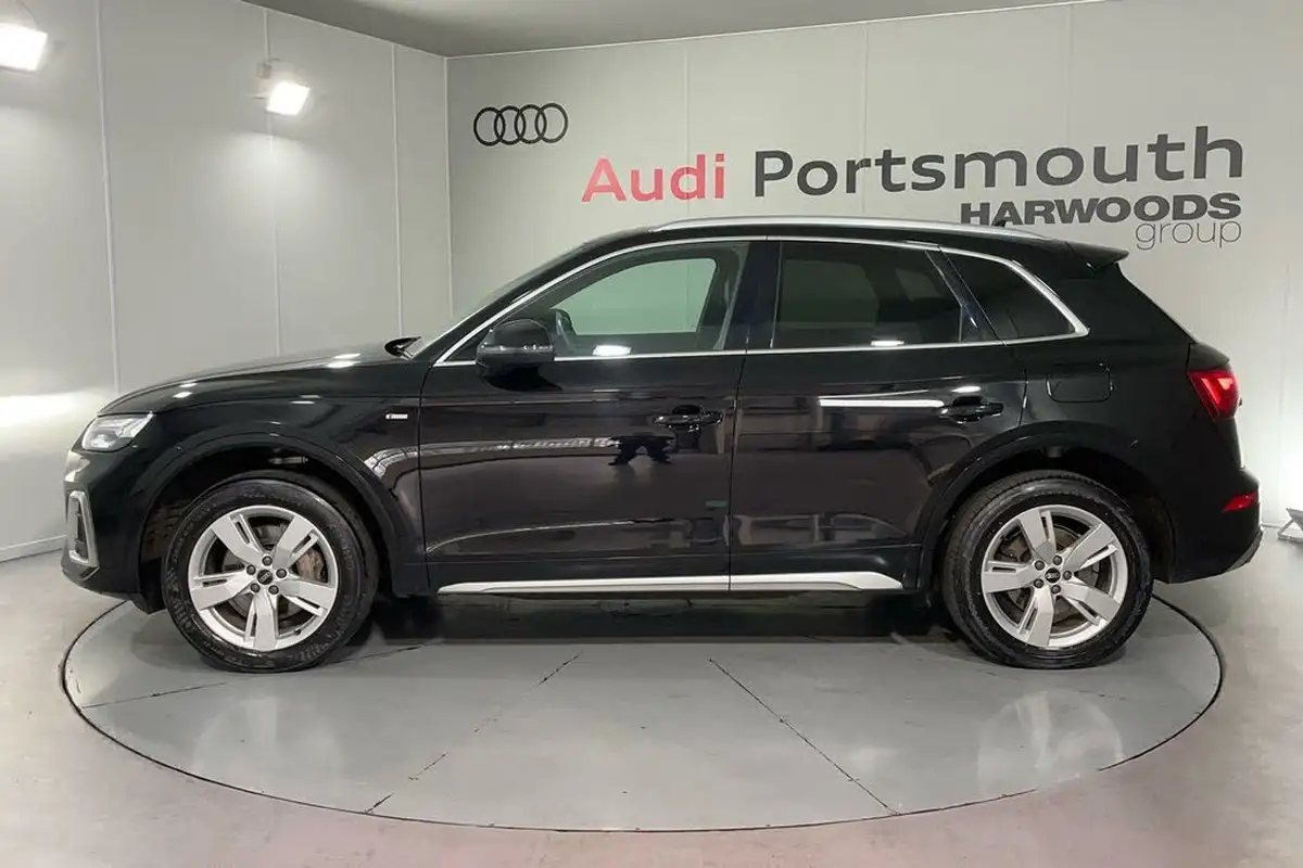 2021-audi-q5-20-50-tfsi-e-s-line-station-wagon-big-10
