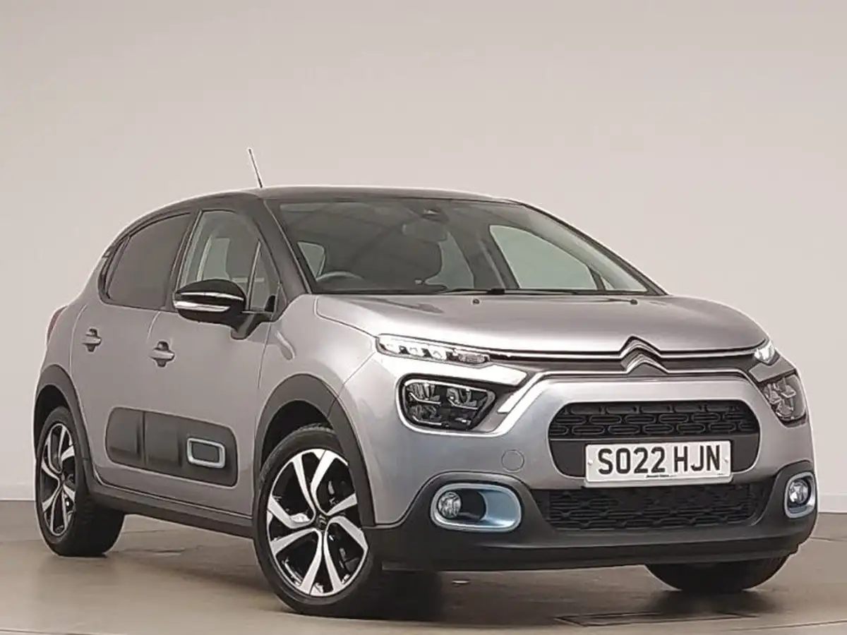2022-citroen-c3-12-puretech-elle-110ps-ss-eat6-big-0